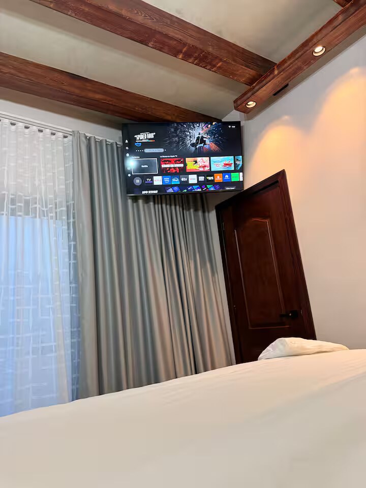 Televisión HD con Netflix de la habitación 3